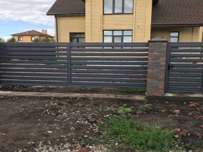 Забор жалюзи 72 метра фото в Октябрьском